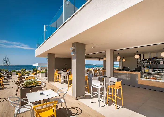 Arena Grand Kazela Camping Homes